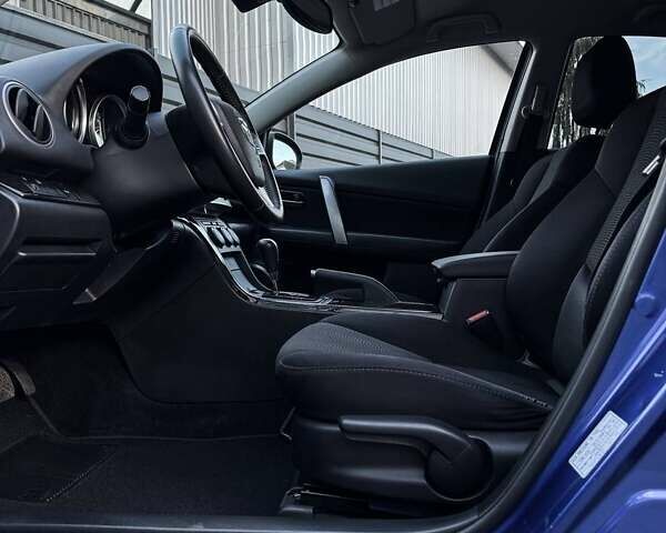 Синий Мазда 6, объемом двигателя 2 л и пробегом 174 тыс. км за 9900 $, фото 52 на Automoto.ua