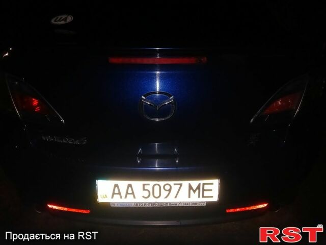 Синій Мазда 6, об'ємом двигуна 2.5 л та пробігом 314 тис. км за 7500 $, фото 8 на Automoto.ua