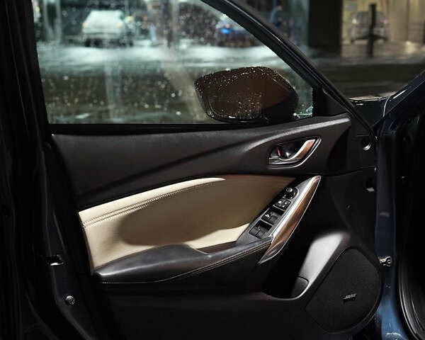 Синий Мазда 6, объемом двигателя 2.49 л и пробегом 178 тыс. км за 10800 $, фото 12 на Automoto.ua