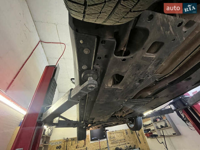 Синій Мазда 6, об'ємом двигуна 2.49 л та пробігом 256 тис. км за 10500 $, фото 25 на Automoto.ua