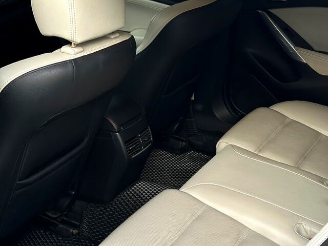 Синій Мазда 6, об'ємом двигуна 2.5 л та пробігом 192 тис. км за 12500 $, фото 4 на Automoto.ua