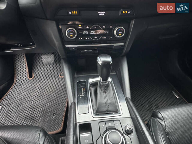 Синій Мазда 6, об'ємом двигуна 2.2 л та пробігом 153 тис. км за 13300 $, фото 28 на Automoto.ua