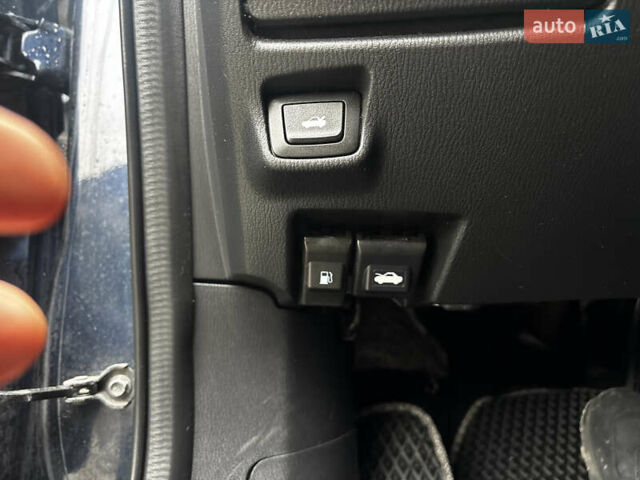 Синий Мазда 6, объемом двигателя 2.49 л и пробегом 218 тыс. км за 11590 $, фото 10 на Automoto.ua