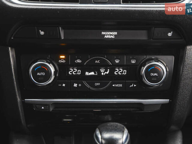 Синій Мазда 6, об'ємом двигуна 2 л та пробігом 248 тис. км за 10600 $, фото 16 на Automoto.ua