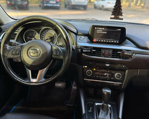 Синий Мазда 6, объемом двигателя 2.19 л и пробегом 135 тыс. км за 15400 $, фото 3 на Automoto.ua