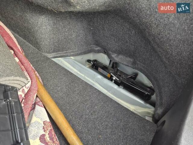 Синий Мазда 6, объемом двигателя 2.49 л и пробегом 118 тыс. км за 15000 $, фото 24 на Automoto.ua