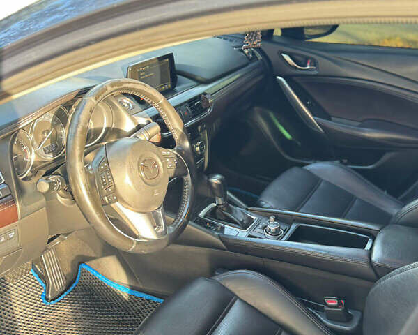 Синий Мазда 6, объемом двигателя 2.19 л и пробегом 135 тыс. км за 15400 $, фото 4 на Automoto.ua