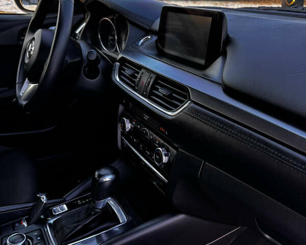 Синий Мазда 6, объемом двигателя 2 л и пробегом 142 тыс. км за 14600 $, фото 10 на Automoto.ua