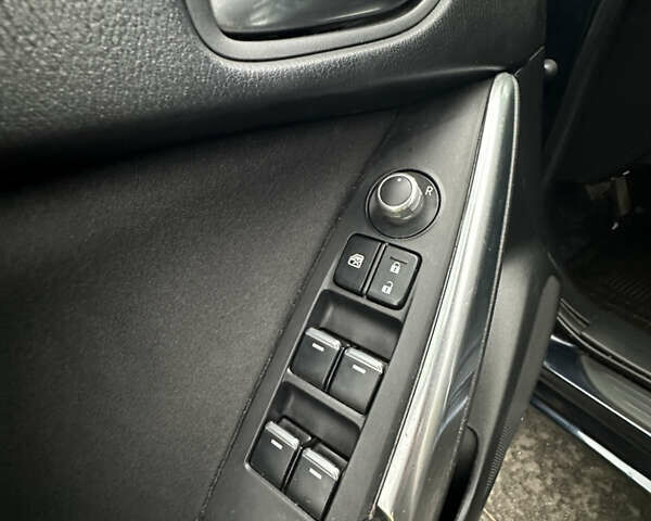 Синій Мазда 6, об'ємом двигуна 2.49 л та пробігом 35 тис. км за 11900 $, фото 8 на Automoto.ua