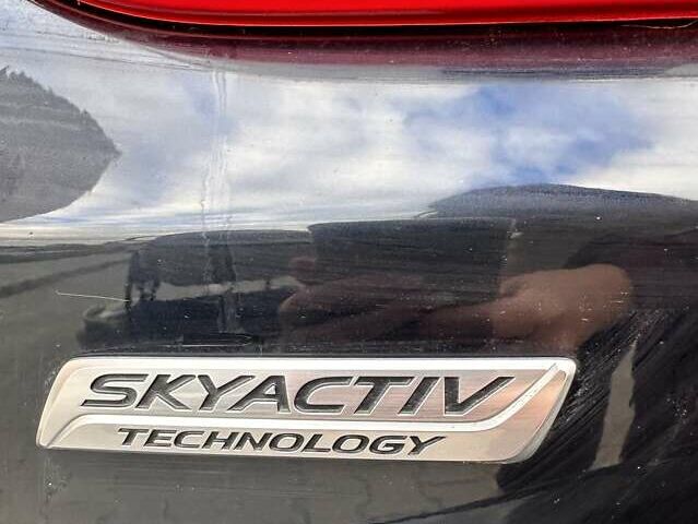 Мазда 6 2016 у Броварах на Automoto.ua Синій Мазда 6, об'ємом двигуна 2.5 л та пробігом 163 тис. км за 13999 $, фото 8 на Automoto.ua