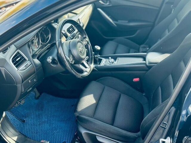 Синий Мазда 6, объемом двигателя 2.49 л и пробегом 171 тыс. км за 9900 $, фото 6 на Automoto.ua