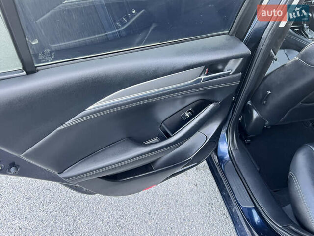Синий Мазда 6, объемом двигателя 0 л и пробегом 155 тыс. км за 14800 $, фото 11 на Automoto.ua