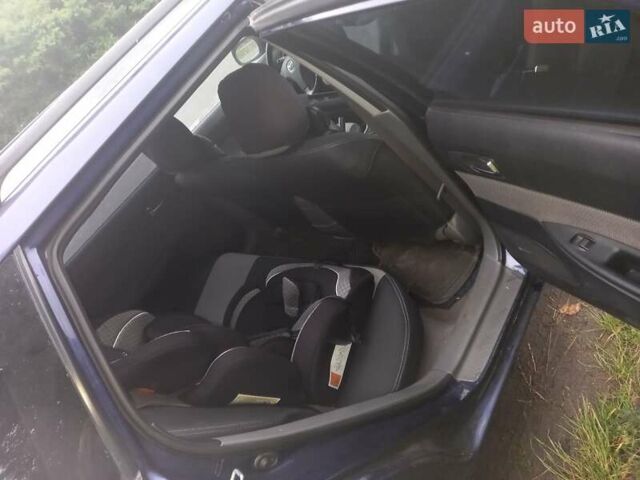 Синий Мазда 6, объемом двигателя 1.8 л и пробегом 205 тыс. км за 3000 $, фото 9 на Automoto.ua