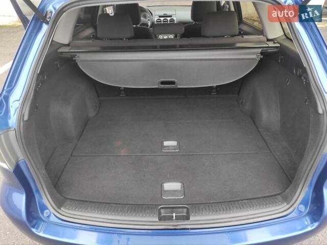 Синій Мазда 6, об'ємом двигуна 1.8 л та пробігом 285 тис. км за 3750 $, фото 19 на Automoto.ua