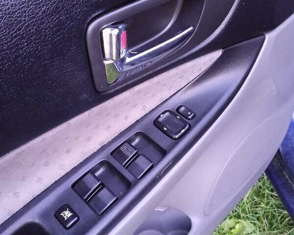 Синий Мазда 6, объемом двигателя 2 л и пробегом 218 тыс. км за 3800 $, фото 1 на Automoto.ua