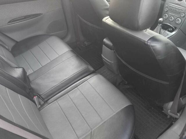 Синій Мазда 6, об'ємом двигуна 1.8 л та пробігом 231 тис. км за 2999 $, фото 6 на Automoto.ua