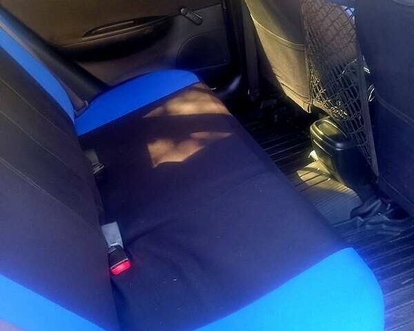 Синій Мазда 6, об'ємом двигуна 1.8 л та пробігом 245 тис. км за 4450 $, фото 7 на Automoto.ua