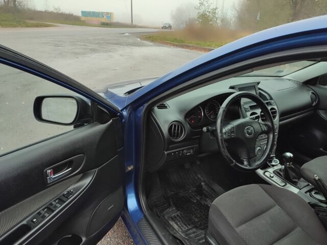 Синій Мазда 6, об'ємом двигуна 2 л та пробігом 220 тис. км за 1200 $, фото 7 на Automoto.ua