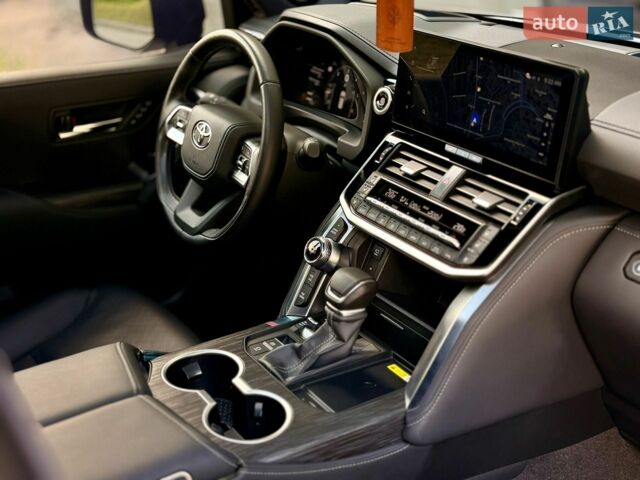 Синий Мазда 6, объемом двигателя 2 л и пробегом 230 тыс. км за 2355 $, фото 2 на Automoto.ua