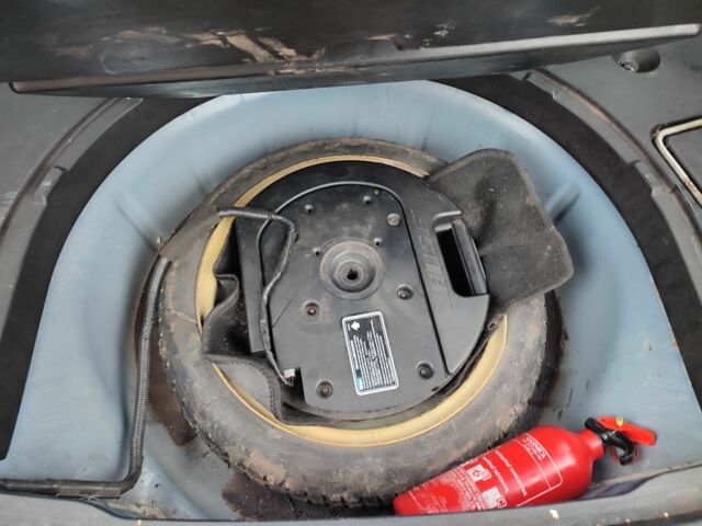 Синій Мазда 6, об'ємом двигуна 2 л та пробігом 220 тис. км за 1200 $, фото 12 на Automoto.ua