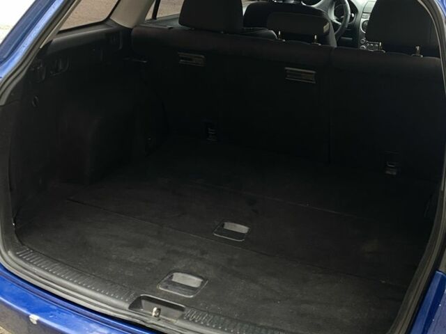 Синий Мазда 6, объемом двигателя 0 л и пробегом 323 тыс. км за 3900 $, фото 5 на Automoto.ua