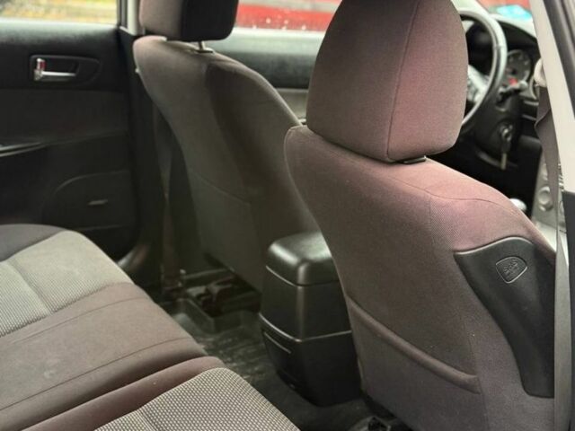 Синий Мазда 6, объемом двигателя 2 л и пробегом 221 тыс. км за 1800 $, фото 7 на Automoto.ua