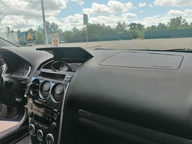 Синий Мазда 6, объемом двигателя 2 л и пробегом 250 тыс. км за 5500 $, фото 3 на Automoto.ua