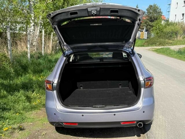 Синій Мазда 6, об'ємом двигуна 1.8 л та пробігом 150 тис. км за 2200 $, фото 4 на Automoto.ua