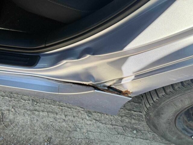 Синій Мазда 6, об'ємом двигуна 1.8 л та пробігом 150 тис. км за 2200 $, фото 7 на Automoto.ua