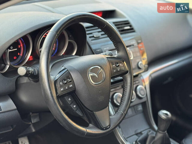 Синий Мазда 6, объемом двигателя 2.2 л и пробегом 163 тыс. км за 8500 $, фото 2 на Automoto.ua