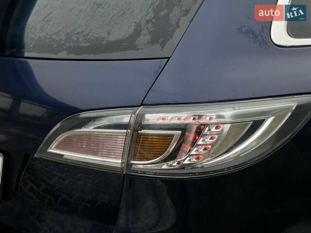 Синій Мазда 6, об'ємом двигуна 2.2 л та пробігом 271 тис. км за 5800 $, фото 30 на Automoto.ua