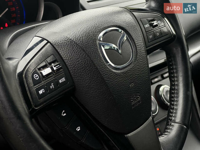 Синій Мазда 6, об'ємом двигуна 2.2 л та пробігом 271 тис. км за 5800 $, фото 19 на Automoto.ua