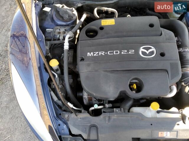 Синій Мазда 6, об'ємом двигуна 2.2 л та пробігом 239 тис. км за 6800 $, фото 27 на Automoto.ua