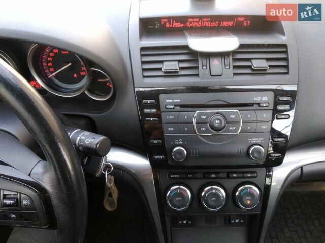 Синій Мазда 6, об'ємом двигуна 2.2 л та пробігом 239 тис. км за 6800 $, фото 16 на Automoto.ua