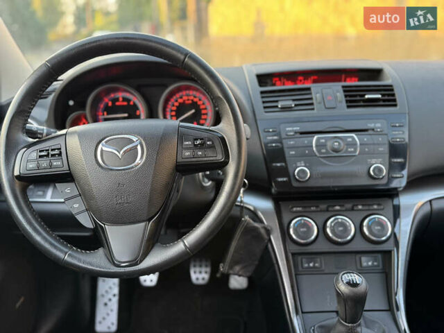 Синій Мазда 6, об'ємом двигуна 2.2 л та пробігом 165 тис. км за 8100 $, фото 27 на Automoto.ua