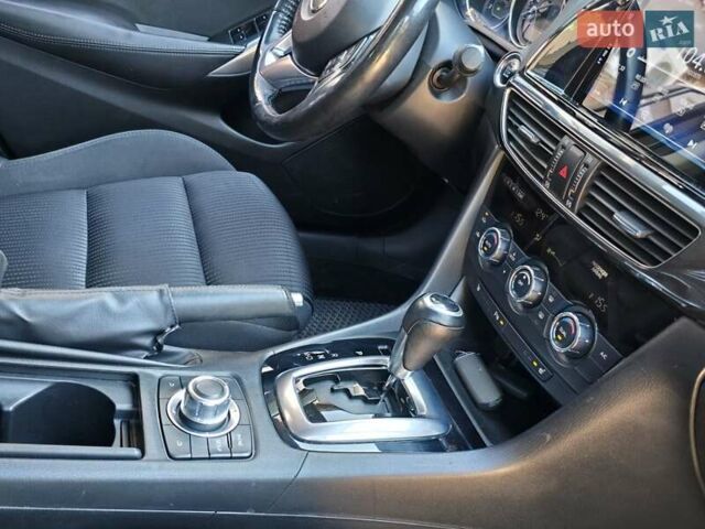Синий Мазда 6, объемом двигателя 2.2 л и пробегом 184 тыс. км за 10999 $, фото 68 на Automoto.ua