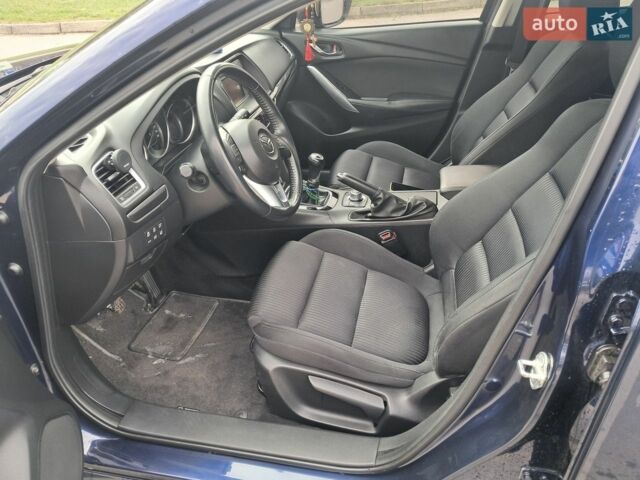 Синий Мазда 6, объемом двигателя 2.18 л и пробегом 240 тыс. км за 9650 $, фото 10 на Automoto.ua