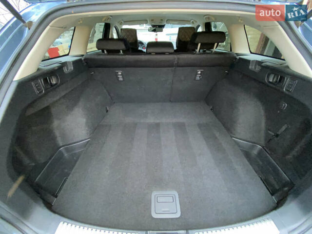 Синий Мазда 6, объемом двигателя 2.19 л и пробегом 251 тыс. км за 11500 $, фото 5 на Automoto.ua