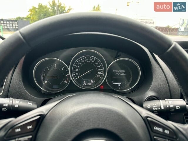 Синій Мазда 6, об'ємом двигуна 2.19 л та пробігом 291 тис. км за 8800 $, фото 6 на Automoto.ua