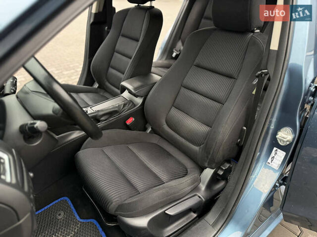 Синій Мазда 6, об'ємом двигуна 2.19 л та пробігом 249 тис. км за 11200 $, фото 8 на Automoto.ua