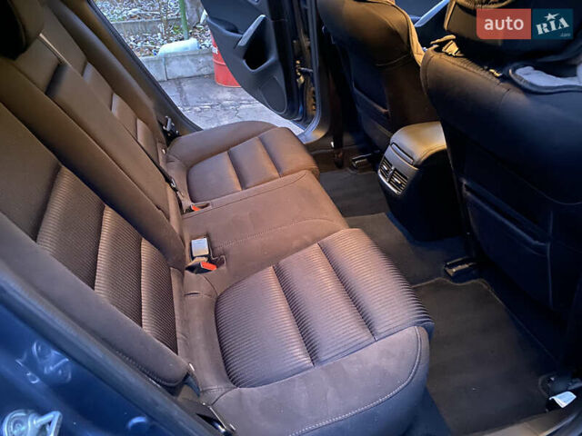 Синій Мазда 6, об'ємом двигуна 2.19 л та пробігом 251 тис. км за 11500 $, фото 1 на Automoto.ua