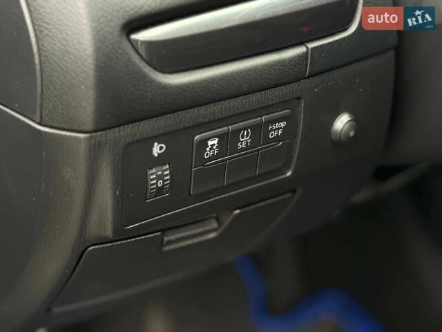 Синій Мазда 6, об'ємом двигуна 2.19 л та пробігом 249 тис. км за 11200 $, фото 15 на Automoto.ua