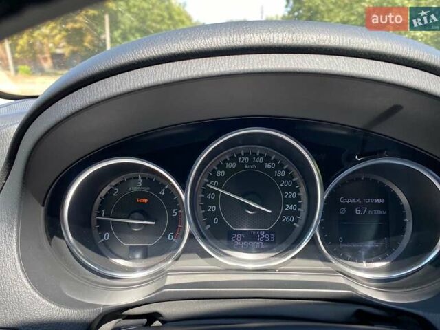 Синій Мазда 6, об'ємом двигуна 2.19 л та пробігом 251 тис. км за 11500 $, фото 2 на Automoto.ua