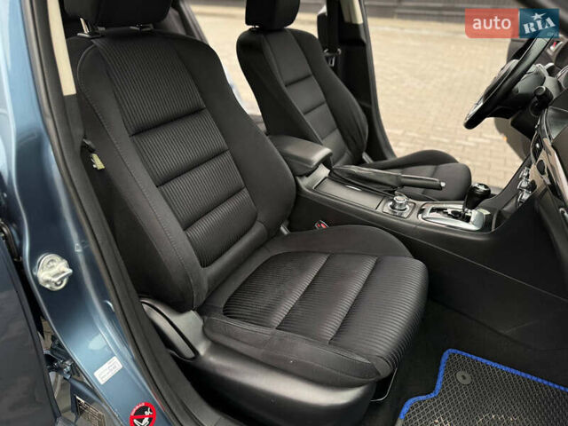 Синій Мазда 6, об'ємом двигуна 2.19 л та пробігом 249 тис. км за 11200 $, фото 10 на Automoto.ua