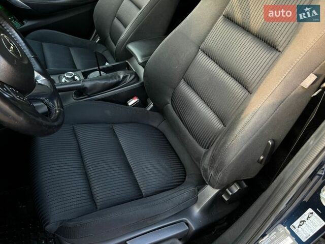 Синий Мазда 6, объемом двигателя 2.18 л и пробегом 265 тыс. км за 12000 $, фото 17 на Automoto.ua