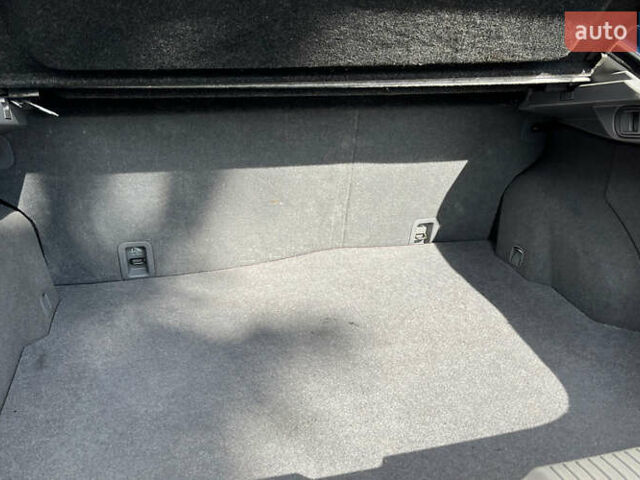 Синий Мазда 6, объемом двигателя 1.8 л и пробегом 199 тыс. км за 4400 $, фото 28 на Automoto.ua