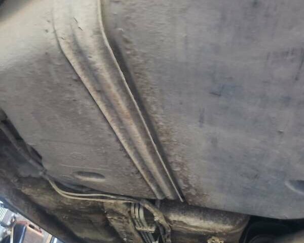 Синий Мазда 6, объемом двигателя 2 л и пробегом 257 тыс. км за 3300 $, фото 14 на Automoto.ua