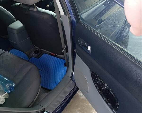 Синий Мазда 6, объемом двигателя 2 л и пробегом 354 тыс. км за 3500 $, фото 12 на Automoto.ua