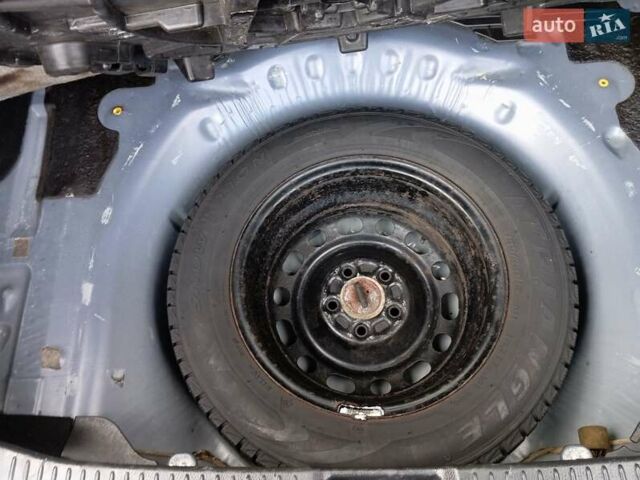 Синій Мазда 6, об'ємом двигуна 2 л та пробігом 300 тис. км за 3800 $, фото 20 на Automoto.ua