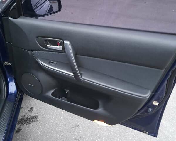 Синий Мазда 6, объемом двигателя 1.8 л и пробегом 205 тыс. км за 4800 $, фото 6 на Automoto.ua